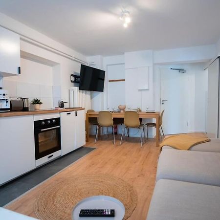 Hamburg City Apartment For 7 Kültér fotó